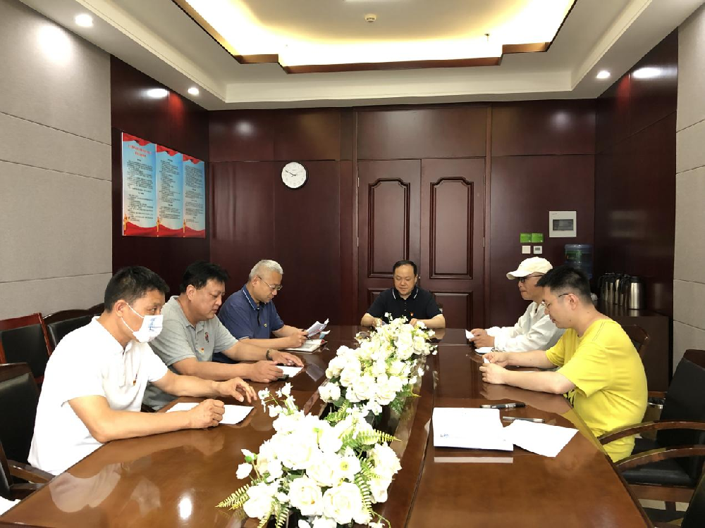 赫喆团支部组织召开“郑州‘7·20’特大暴雨灾害追责问责案件以案促改”专题组织生活会